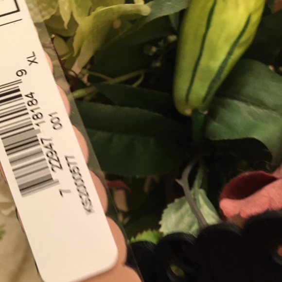 Kate Spade New York Black Scallop Belt - Picture 7 of 7